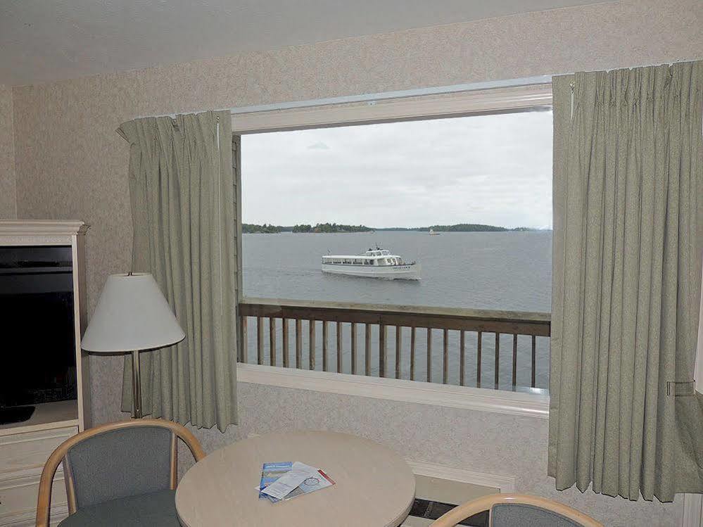 Capt. Thomson'S Resort Alexandria Bay Exterior photo